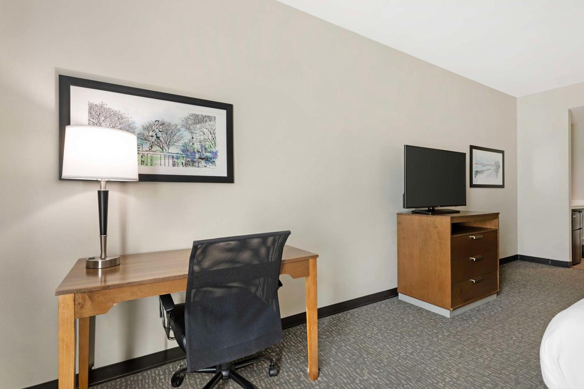 Best Western Plus Executive Residency Марион Экстерьер фото